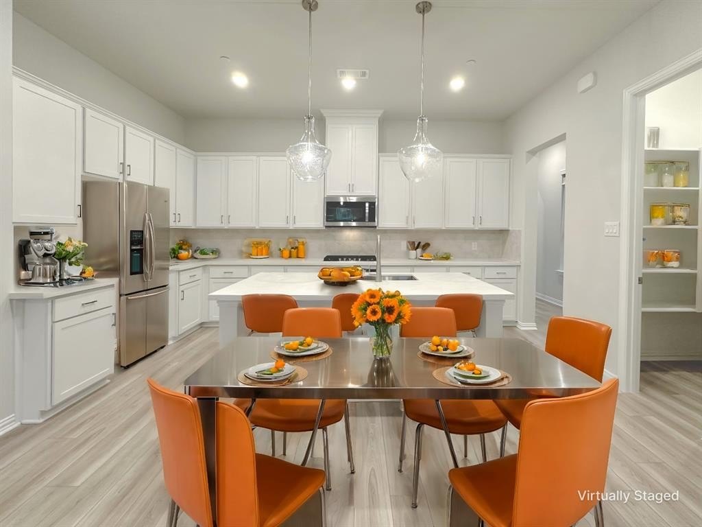 8378 Massive Drive, Frisco, TX 75034, 3 Bedrooms Bedrooms, ,3 BathroomsBathrooms,Residential Lease,For Rent,8378 Massive Drive,20970696