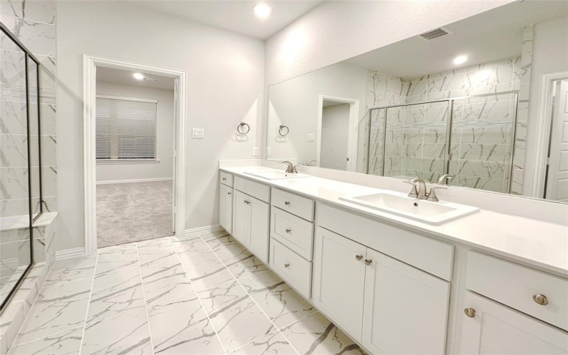 8378 Massive Drive, Frisco, TX 75034, 3 Bedrooms Bedrooms, ,3 BathroomsBathrooms,Residential Lease,For Rent,8378 Massive Drive,20970696