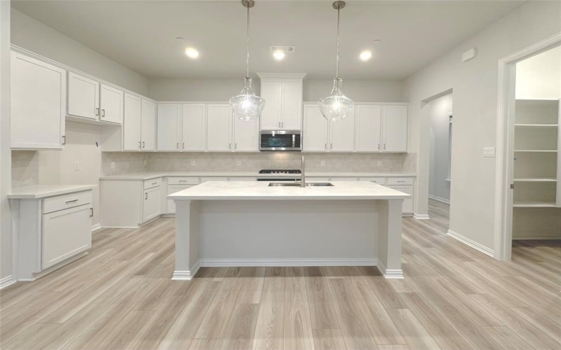 8378 Massive Drive, Frisco, TX 75034, 3 Bedrooms Bedrooms, ,3 BathroomsBathrooms,Residential Lease,For Rent,8378 Massive Drive,20970696