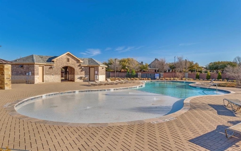 8378 Massive Drive, Frisco, TX 75034, 3 Bedrooms Bedrooms, ,3 BathroomsBathrooms,Residential Lease,For Rent,8378 Massive Drive,20970696
