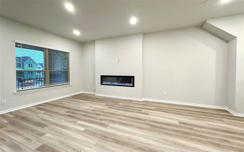 8378 Massive Drive, Frisco, TX 75034, 3 Bedrooms Bedrooms, ,3 BathroomsBathrooms,Residential Lease,For Rent,8378 Massive Drive,20970696