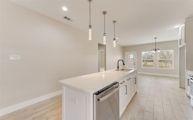 308 N 5th Street, Quinlan, TX 75474, 3 Bedrooms Bedrooms, ,2 BathroomsBathrooms,Residential,For Sale,308 N 5th Street,20970872