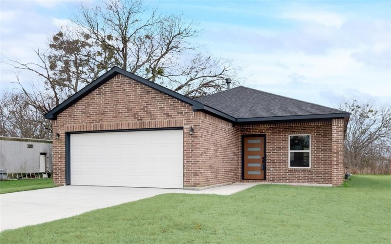 308 N 5th Street, Quinlan, TX 75474, 3 Bedrooms Bedrooms, ,2 BathroomsBathrooms,Residential,For Sale,308 N 5th Street,20970872