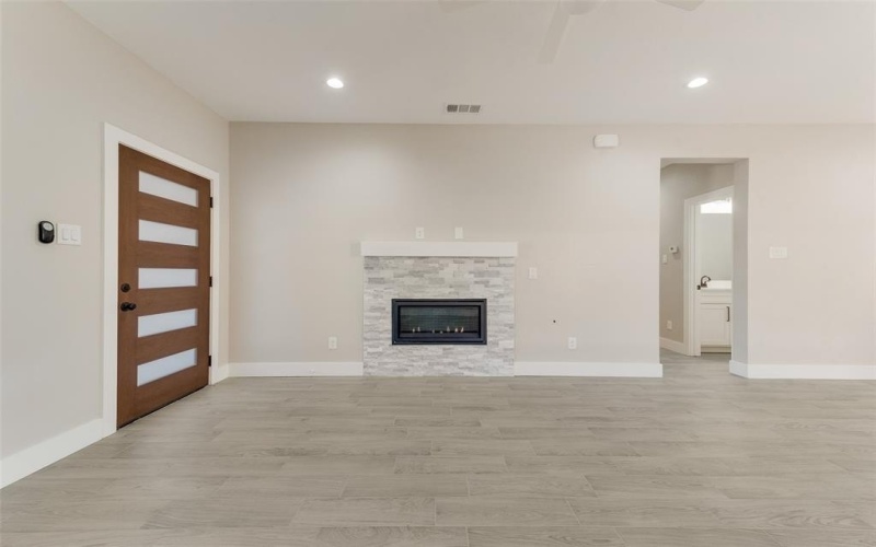 308 N 5th Street, Quinlan, TX 75474, 3 Bedrooms Bedrooms, ,2 BathroomsBathrooms,Residential,For Sale,308 N 5th Street,20970872