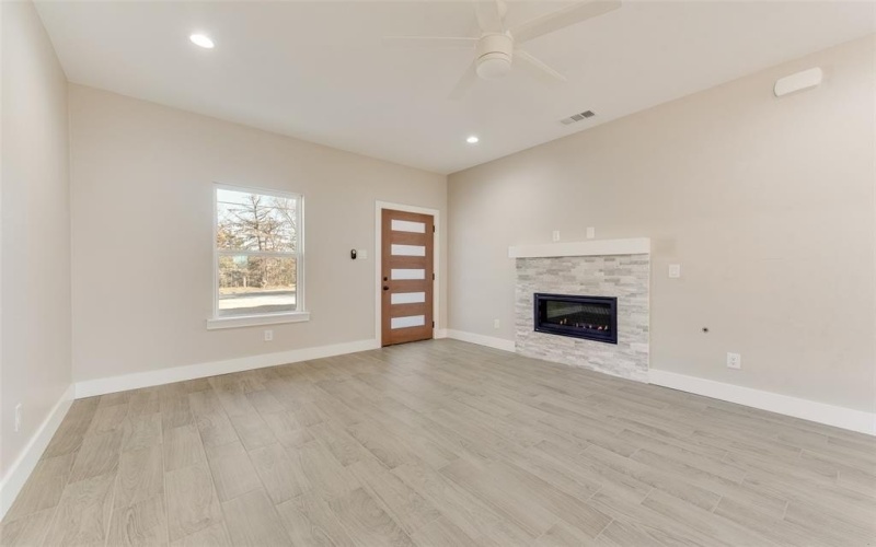 308 N 5th Street, Quinlan, TX 75474, 3 Bedrooms Bedrooms, ,2 BathroomsBathrooms,Residential,For Sale,308 N 5th Street,20970872