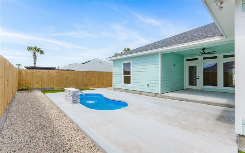 15638 Escapade Street, Corpus Christi, TX 78418, 3 Habitaciones Habitaciones , ,2 BañosBaños,Residential,En Venta,15638 Escapade Street,456177