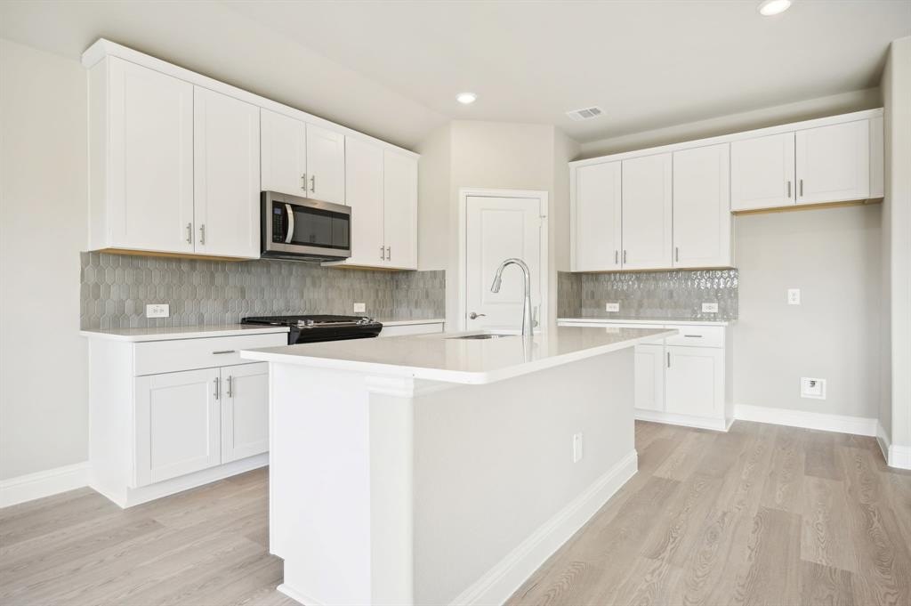 1007 Chestnut Drive, Lavon, TX 75166, 4 Bedrooms Bedrooms, ,3 BathroomsBathrooms,Residential,For Sale,1007 Chestnut Drive,20971335