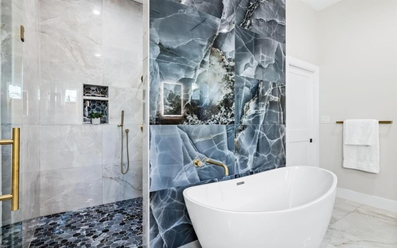 4603 Newmore Avenue, Dallas, TX 75209, 5 Bedrooms Bedrooms, ,3 BathroomsBathrooms,Residential,For Sale,4603 Newmore Avenue,20971948