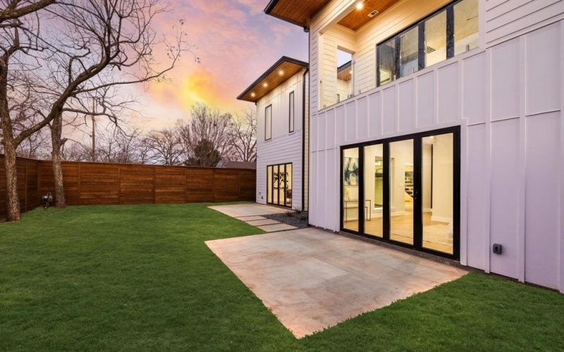 4603 Newmore Avenue, Dallas, TX 75209, 5 Bedrooms Bedrooms, ,3 BathroomsBathrooms,Residential,For Sale,4603 Newmore Avenue,20971948