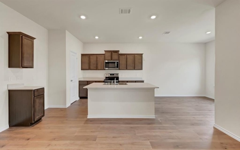 414 Drake Drive, Ferris, TX 75125, 4 Bedrooms Bedrooms, ,3 BathroomsBathrooms,Residential,For Sale,414 Drake Drive,20972073