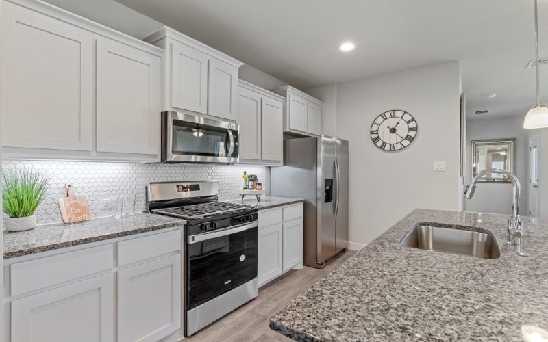236 Frenchpark Drive, Fort Worth, TX 76052, 5 Habitaciones Habitaciones , ,2 BañosBaños,Residential Lease,En Alquiler,236 Frenchpark Drive,20973119