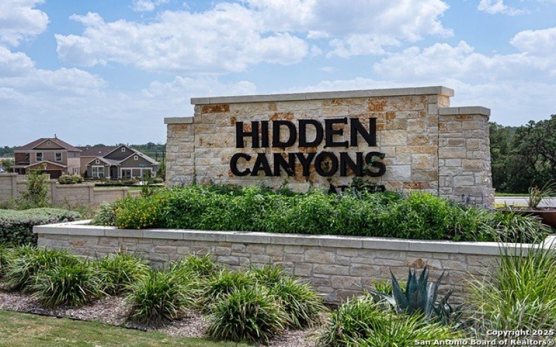 2515 Chronos Drive, San Antonio, TX 78245, 3 Bedrooms Bedrooms, ,2 BathroomsBathrooms,Residential,For Sale,2515 Chronos Drive,1773536