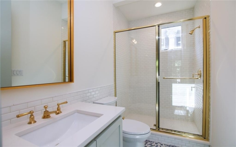 1019 BISHOP Avenue, Dallas, TX 75208, 3 Bedrooms Bedrooms, ,3 BathroomsBathrooms,Residential Lease,For Rent,1019 BISHOP Avenue,20972228