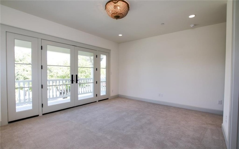 1019 BISHOP Avenue, Dallas, TX 75208, 3 Bedrooms Bedrooms, ,3 BathroomsBathrooms,Residential Lease,For Rent,1019 BISHOP Avenue,20972228