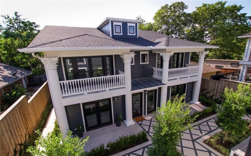 1019 BISHOP Avenue, Dallas, TX 75208, 3 Bedrooms Bedrooms, ,3 BathroomsBathrooms,Residential Lease,For Rent,1019 BISHOP Avenue,20972228