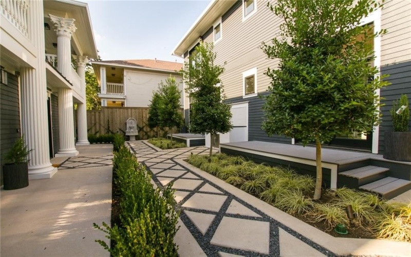 1019 BISHOP Avenue, Dallas, TX 75208, 3 Bedrooms Bedrooms, ,3 BathroomsBathrooms,Residential Lease,For Rent,1019 BISHOP Avenue,20972228
