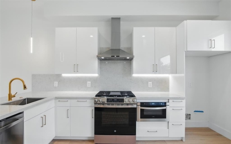 1425 N Garrett Avenue #104, Dallas, TX 75206, 1 Dormitorio Habitaciones , ,1 BañoBaños,Residential Lease,En Alquiler,1425 N Garrett Avenue,20972330