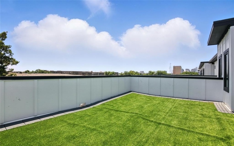 1425 N Garrett Avenue #107, Dallas, TX 75206, 2 Bedrooms Bedrooms, ,2 BathroomsBathrooms,Residential Lease,For Rent,1425 N Garrett Avenue,20972333