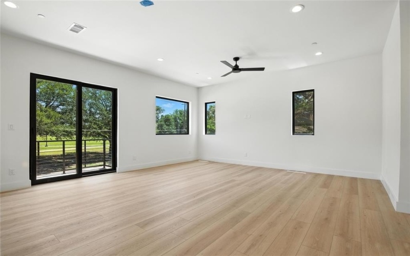 1425 N Garrett Avenue #107, Dallas, TX 75206, 2 Bedrooms Bedrooms, ,2 BathroomsBathrooms,Residential Lease,For Rent,1425 N Garrett Avenue,20972333
