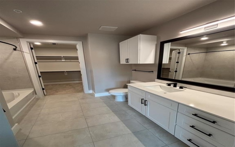 3255 Carlisle Street #2107, Dallas, TX 75204, 2 Bedrooms Bedrooms, ,2 BathroomsBathrooms,Residential Lease,For Rent,3255 Carlisle Street,20972539