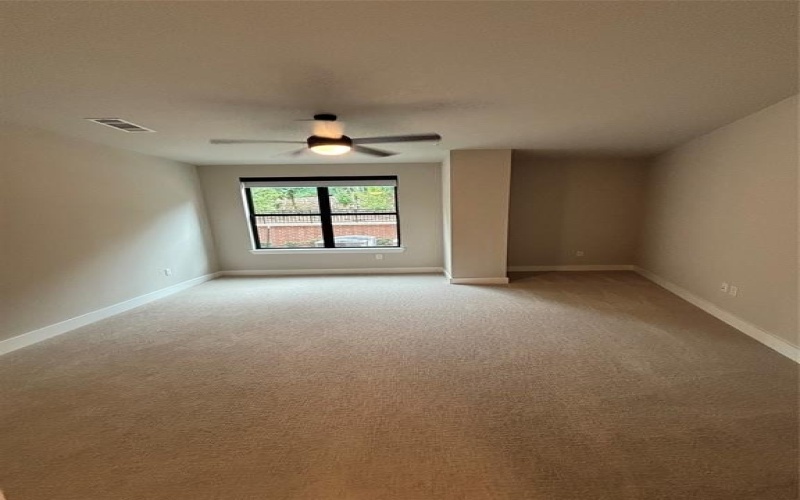 3255 Carlisle Street #2107, Dallas, TX 75204, 2 Bedrooms Bedrooms, ,2 BathroomsBathrooms,Residential Lease,For Rent,3255 Carlisle Street,20972539