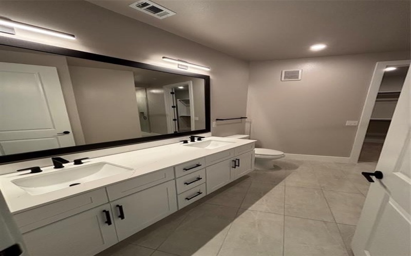 3255 Carlisle Street #2107, Dallas, TX 75204, 2 Bedrooms Bedrooms, ,2 BathroomsBathrooms,Residential Lease,For Rent,3255 Carlisle Street,20972539