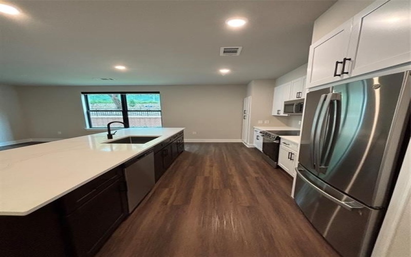 3255 Carlisle Street #2107, Dallas, TX 75204, 2 Bedrooms Bedrooms, ,2 BathroomsBathrooms,Residential Lease,For Rent,3255 Carlisle Street,20972539