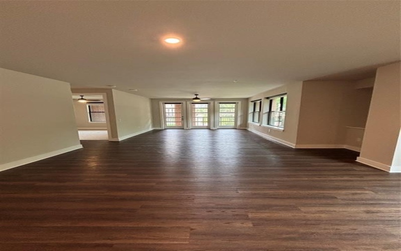 3255 Carlisle Street #2107, Dallas, TX 75204, 2 Bedrooms Bedrooms, ,2 BathroomsBathrooms,Residential Lease,For Rent,3255 Carlisle Street,20972539