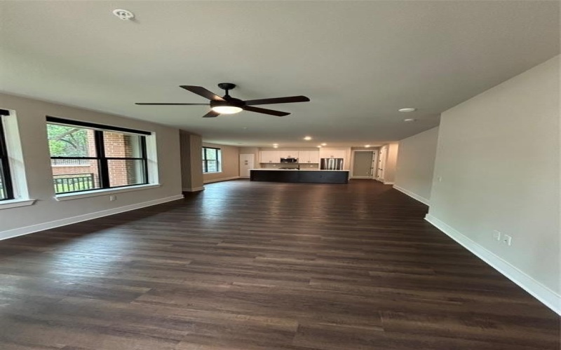 3255 Carlisle Street #2107, Dallas, TX 75204, 2 Bedrooms Bedrooms, ,2 BathroomsBathrooms,Residential Lease,For Rent,3255 Carlisle Street,20972539