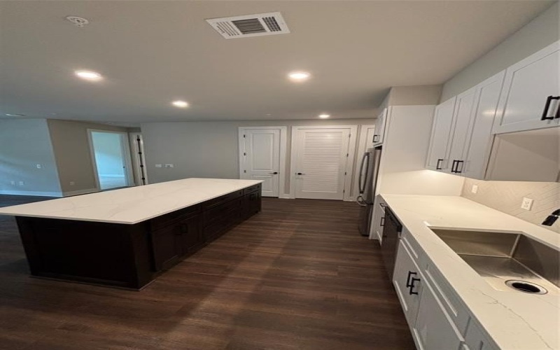 3255 Carlisle Street #2103, Dallas, TX 75204, 1 Bedroom Bedrooms, ,1 BathroomBathrooms,Residential Lease,For Rent,3255 Carlisle Street,20972588