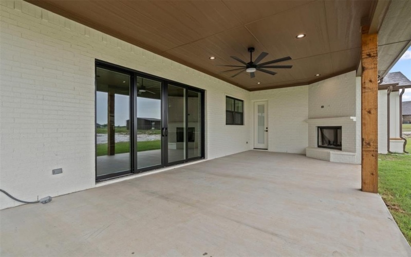 452 Royal Santana Run, Weatherford, TX 76087, 4 Bedrooms Bedrooms, ,3 BathroomsBathrooms,Residential,For Sale,452 Royal Santana Run,20972969