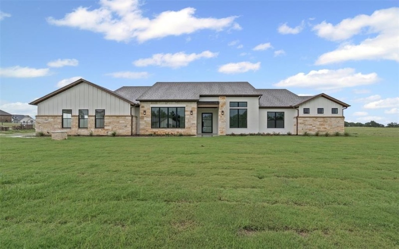 452 Royal Santana Run, Weatherford, TX 76087, 4 Bedrooms Bedrooms, ,3 BathroomsBathrooms,Residential,For Sale,452 Royal Santana Run,20972969