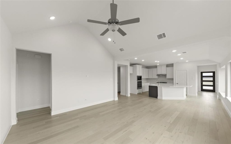 920 Apeldoorn Trail, Little Elm, TX 75068, 3 Bedrooms Bedrooms, ,2 BathroomsBathrooms,Residential,For Sale,920 Apeldoorn Trail,20972974