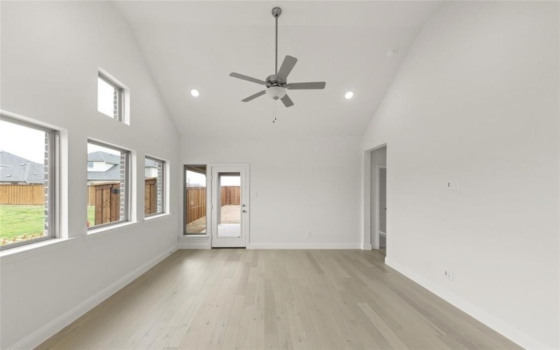 920 Apeldoorn Trail, Little Elm, TX 75068, 3 Bedrooms Bedrooms, ,2 BathroomsBathrooms,Residential,For Sale,920 Apeldoorn Trail,20972974