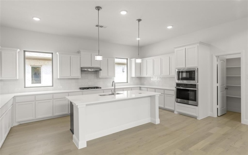4405 Glenn Springs Way, Little Elm, TX 75068, 4 Bedrooms Bedrooms, ,5 BathroomsBathrooms,Residential,For Sale,4405 Glenn Springs Way,20973002