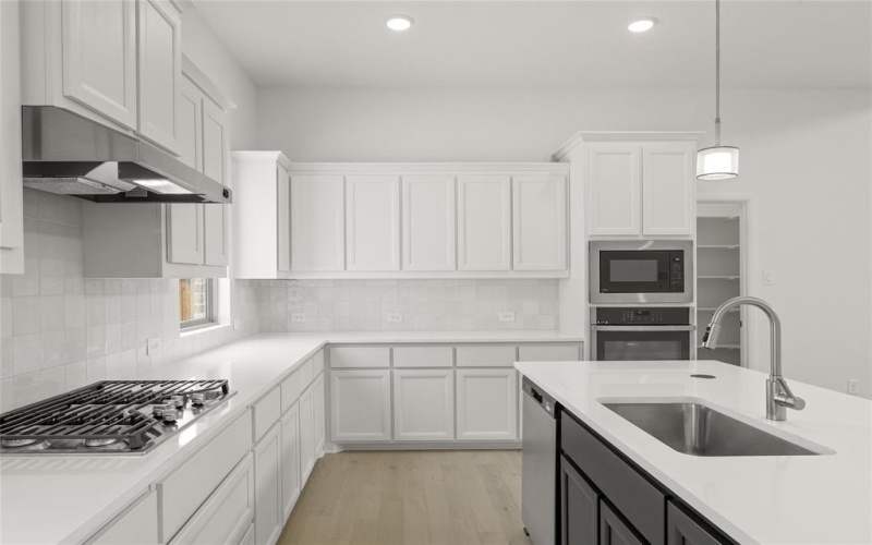 4405 Glenn Springs Way, Little Elm, TX 75068, 4 Bedrooms Bedrooms, ,5 BathroomsBathrooms,Residential,For Sale,4405 Glenn Springs Way,20973002