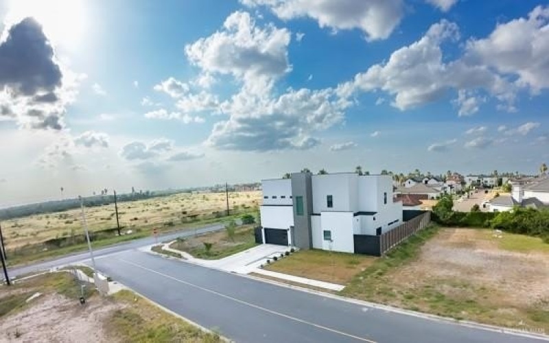 4312 Zanesville Avenue, McAllen, TX 78503, 3 Bedrooms Bedrooms, ,2 BathroomsBathrooms,Residential,For Sale,4312 Zanesville Avenue,473992
