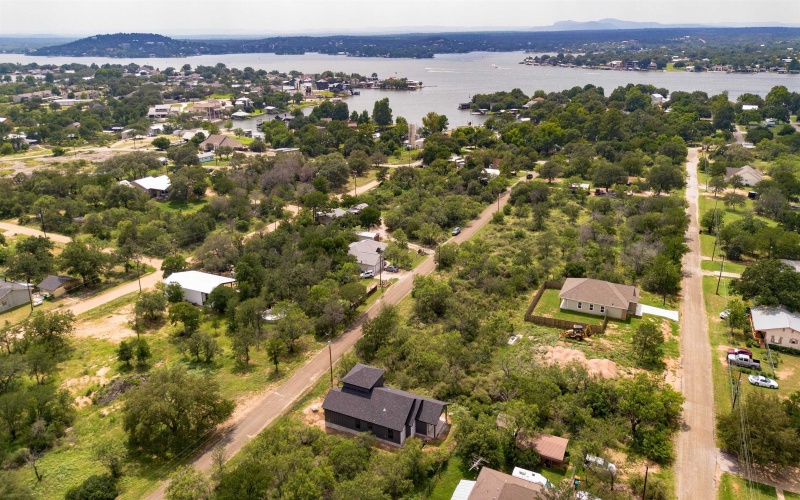 212 Southwood Drive, Granite Shoals, TX 78654, 3 Habitaciones Habitaciones , ,2 BañosBaños,Residential,En Venta,212 Southwood Drive,173916