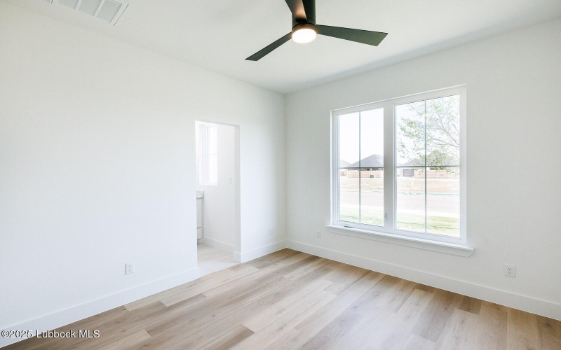 7530 56th Street, Lubbock, TX 79407, 4 Habitaciones Habitaciones , ,3 BañosBaños,Residential,En Venta,7530 56th Street,202556520