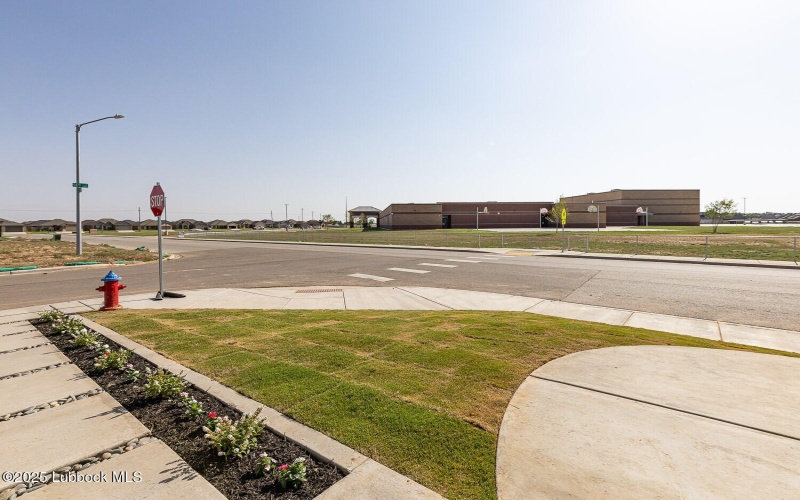 7530 56th Street, Lubbock, TX 79407, 4 Habitaciones Habitaciones , ,3 BañosBaños,Residential,En Venta,7530 56th Street,202556520