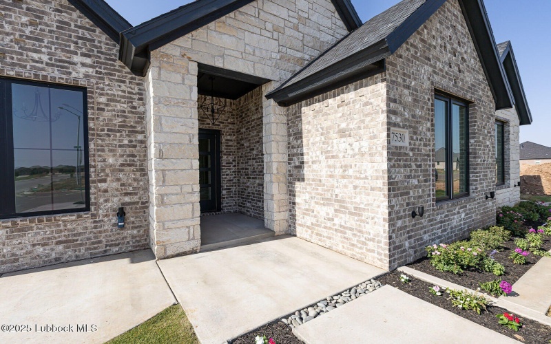 7530 56th Street, Lubbock, TX 79407, 4 Habitaciones Habitaciones , ,3 BañosBaños,Residential,En Venta,7530 56th Street,202556520