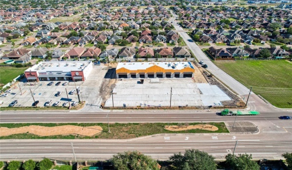 6210 Yorktown Boulevard, Corpus Christi, TX 78414, ,Commercial Lease,For Rent,6210 Yorktown Boulevard,448404