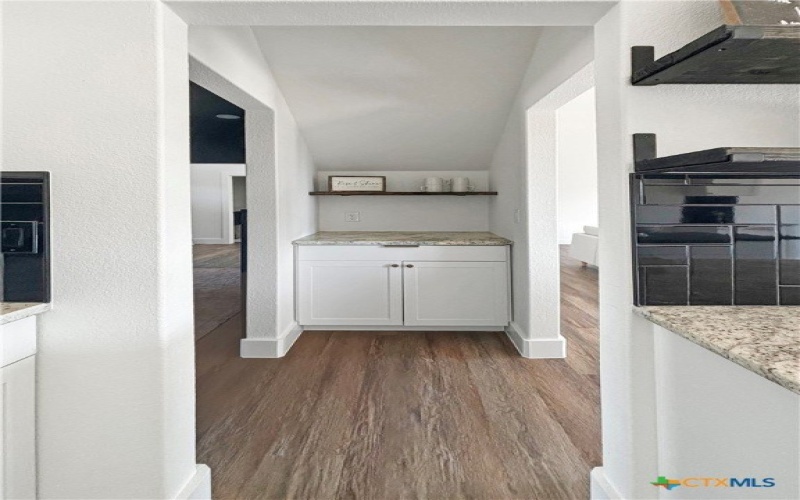 105 Chesterfield Drive, Kingsland, TX 78639, 4 Bedrooms Bedrooms, ,2 BathroomsBathrooms,Residential,For Sale,105 Chesterfield Drive,582704