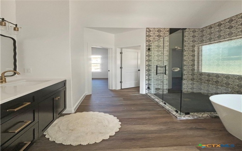 105 Chesterfield Drive, Kingsland, TX 78639, 4 Bedrooms Bedrooms, ,2 BathroomsBathrooms,Residential,For Sale,105 Chesterfield Drive,582704