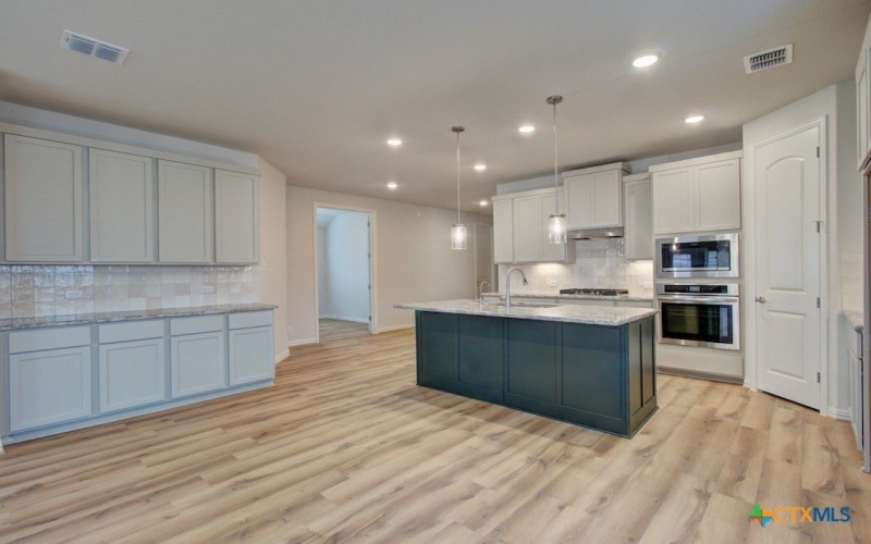 2829 Maximilian Lane, New Braunfels, TX 78130, 4 Bedrooms Bedrooms, ,2 BathroomsBathrooms,Residential,For Sale,2829 Maximilian Lane,583823