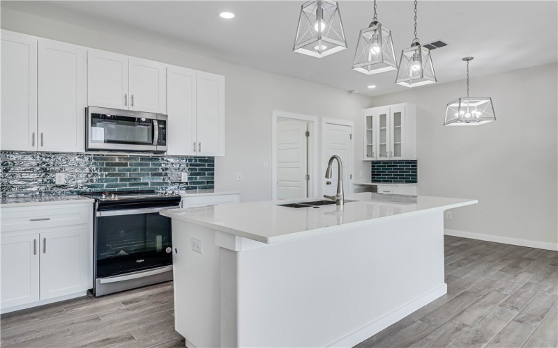 603 E Avenue G unit: 203 #203, Port Aransas, TX 78373, 4 Bedrooms Bedrooms, ,3 BathroomsBathrooms,Residential,For Sale,603 E Avenue G unit: 203,460755