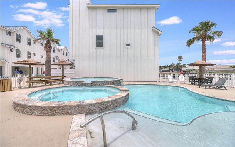 603 E Avenue G unit: 203 #203, Port Aransas, TX 78373, 4 Bedrooms Bedrooms, ,3 BathroomsBathrooms,Residential,For Sale,603 E Avenue G unit: 203,460755
