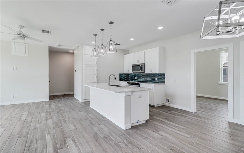 603 E Avenue G unit: 203 #203, Port Aransas, TX 78373, 4 Bedrooms Bedrooms, ,3 BathroomsBathrooms,Residential,For Sale,603 E Avenue G unit: 203,460755