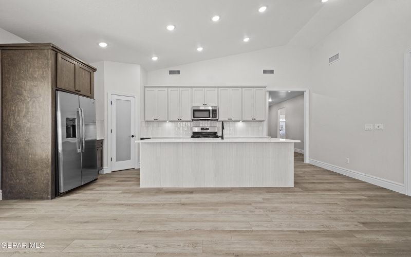 15153 Ambition Avenue, El Paso, TX 79938, 4 Bedrooms Bedrooms, ,2 BathroomsBathrooms,Residential,For Sale,15153 Ambition Avenue,924790