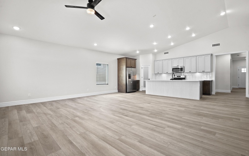 15153 Ambition Avenue, El Paso, TX 79938, 4 Bedrooms Bedrooms, ,2 BathroomsBathrooms,Residential,For Sale,15153 Ambition Avenue,924790